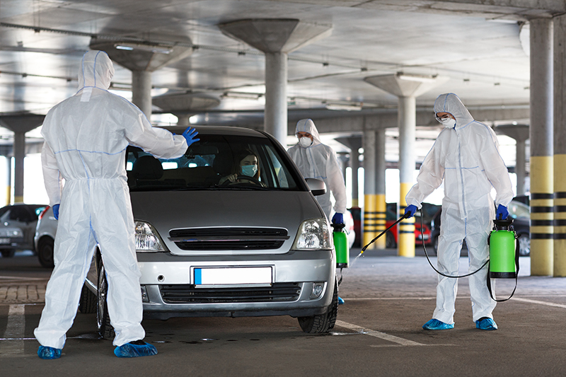 Estacionamientos y Áreas Exteriores